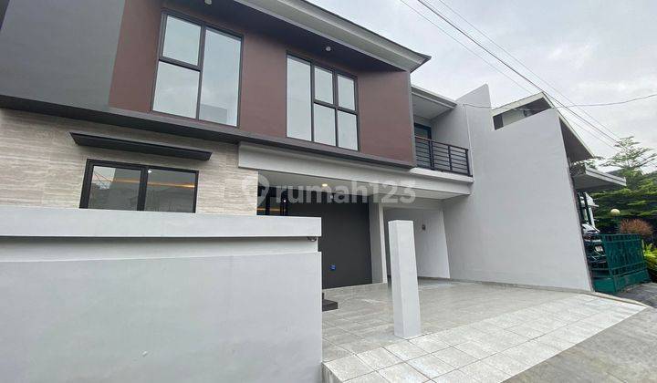 Rumah Bangunan  2 Lantai di Bintaro Jaya Sektor 9 2