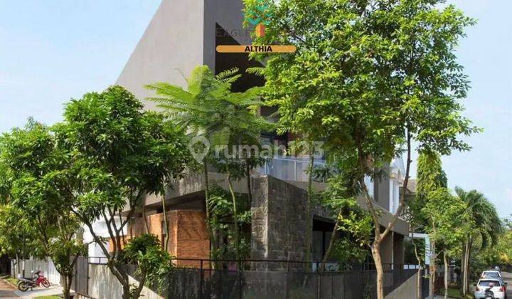 Rumah Bagus Dengan Private Pool Di Sektor 9 Bintaro Jaya 2