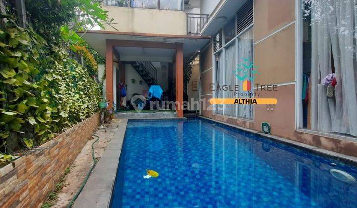 Rumah Hook 2 Lantai Dengan Private Pool Di Graha Raya Bintaro 1