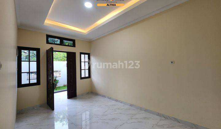 Rumah Siap Huni Minimalis Modern 2 Lantai di Graha Raya 2