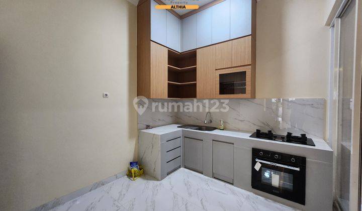 Rumah Siap Huni Minimalis Modern 2 Lantai di Graha Raya 2