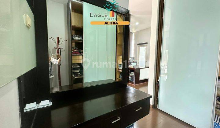 Rumah Mewah Split level Halaman Luas Cluster Elite Di BSD  2