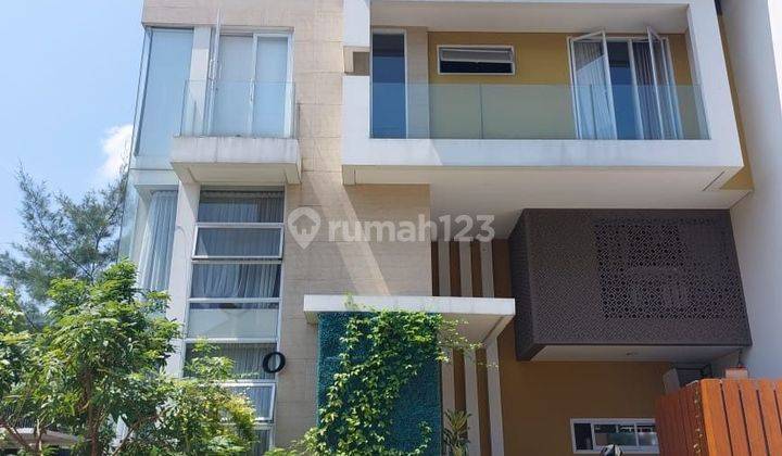 Rumah Town House Dengan Private Pool Di Pasar Minggu Jakarta 1