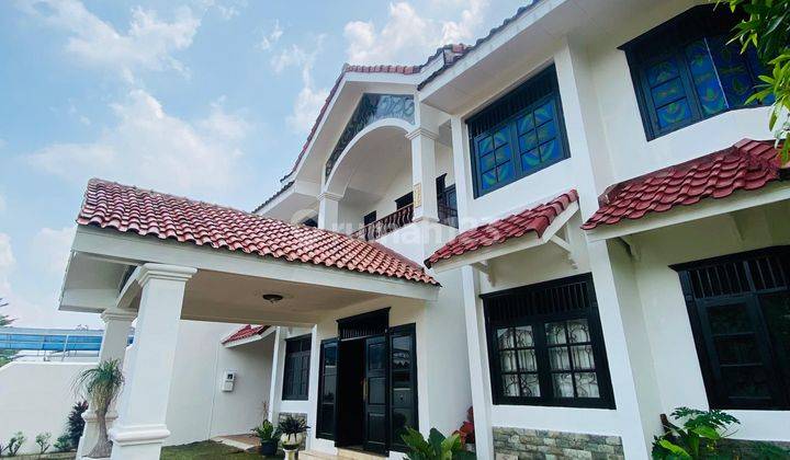 Rumah Mewah Dengan Private Pool Dalam Komplek Di Cinere Jakarta 2