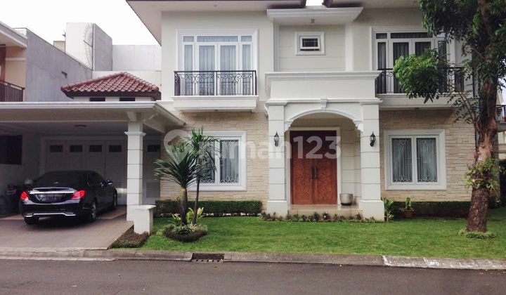 For Sale Spacious Neat House in a Complex in Sector 9 Bintaro