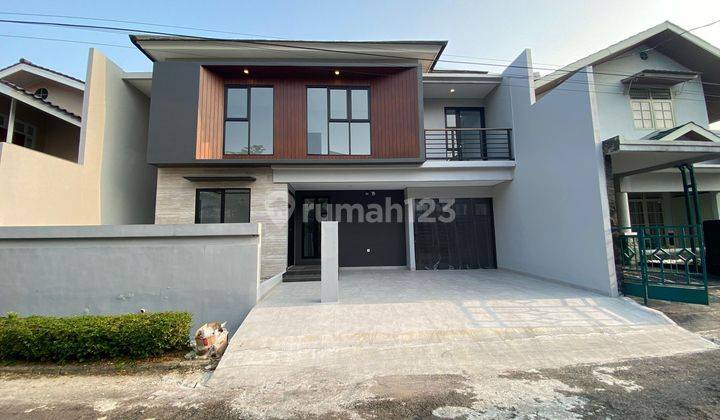 Rumah Bangunan  2 Lantai di Bintaro Jaya Sektor 9 1