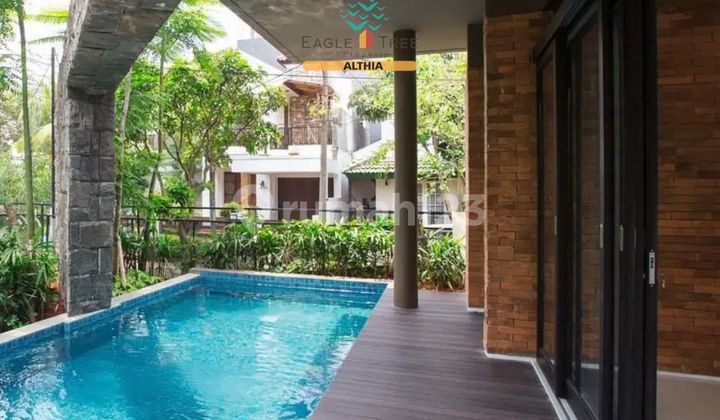 Disewakan Rumah Mewah Dengan Private Pool Di Sektor 9 Bintaro 2