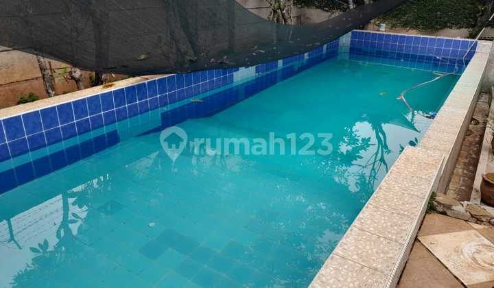 Spacious Villa with a Very Strategic Location Near Alam Sutera Spacious Villa with a Very Strategic Location Near Alam Sutera