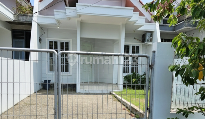 Rumah Full Furnished Sudah Renovasi di Dalam Cluster Graha Raya