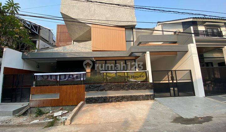 Rumah 2Lantai Dengan Kolam Renang Pribadi Di Sektor 9 Bintaro 1