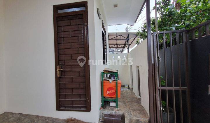 Rumah Bagus di Villa Melati Mas Serpong, Tangerang Selatan 2