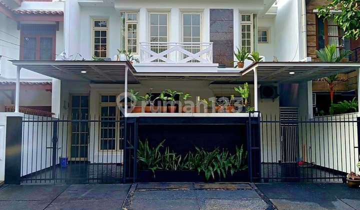 Rumah di Pondok Indah Jakarta Selatan, Siap Huni Row Jalan Besar Rumah di Pondok Indah Jakarta Selatan, Siap Huni Row Jalan Besar