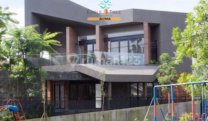 Disewakan Rumah Mewah Dengan Private Pool Di Sektor 9 Bintaro