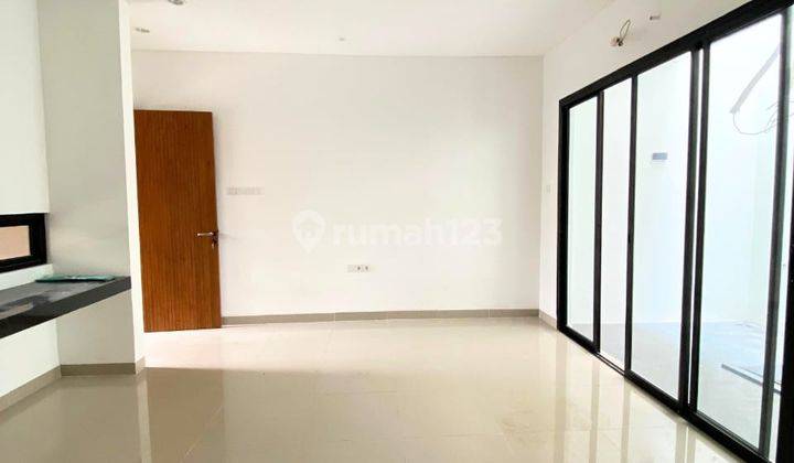 Rumah Bangunan Baru Modern Minimalis 2 Lantai Di Sektor 9 Bintaro 1