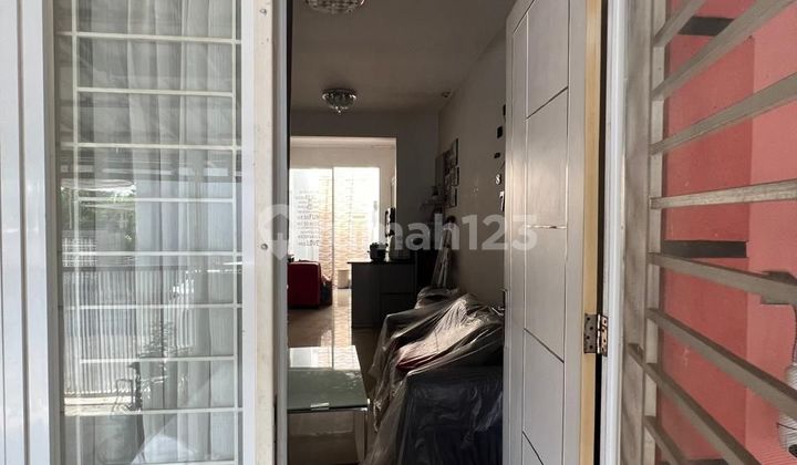 Comfortable House Ready to Occupied Strategic Location in Pondok Cabe Pamulang 2