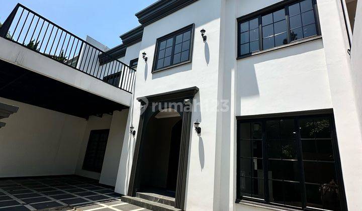 Rumah Mewah Bagus Siap Huni 2 Lantai di Bsd City 2