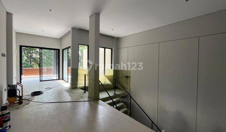 Rumah Mewah 2 Lantai Design Modern Lokasi Strategis di Cinere 2