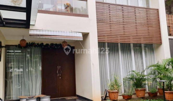 Rumah Mewah 2 Lantai Semi Furnished Siap Huni Di Pondok Indah  1