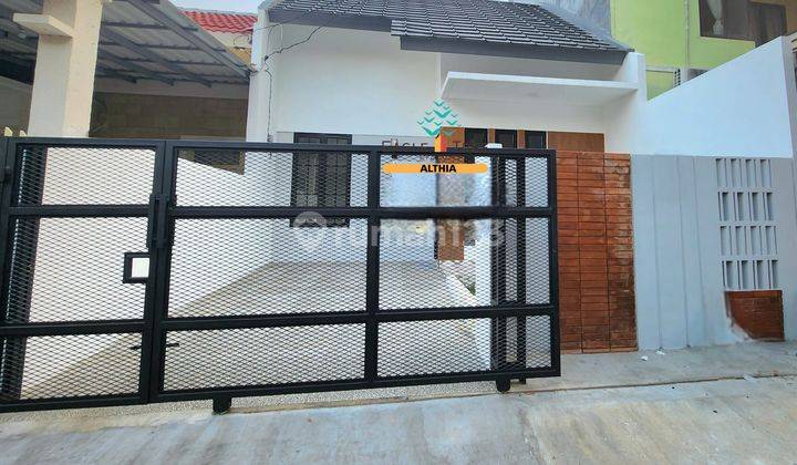 Rumah Siap Huni 1,5 Lantai Sudah Renovasi Lokasi Strategis di Bsd 2