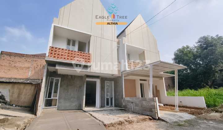 Ready-to-Occupy 2-Story House in a Strategic Location in Pesanggrahan, Jakarta
