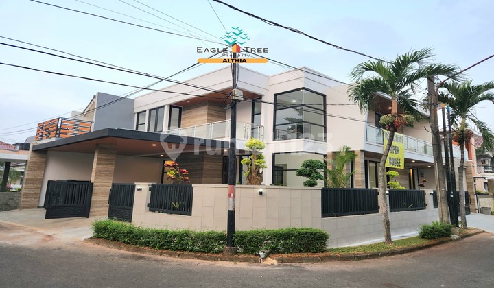 Rumah Bintaro Sektor 9  Brand New Posisi Hoek Strategis