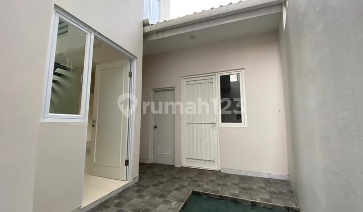 Rumah Minimalis Dalam Cluster 3 Menit Gerbang Toll Parigi Bintaro 2