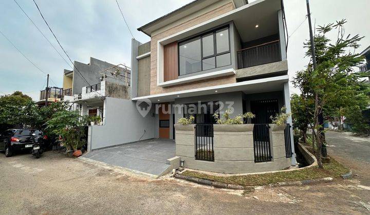 Rumah Graha Raya, 2 Lantai Siap Huni  Deket Toll Pondok Aren 1