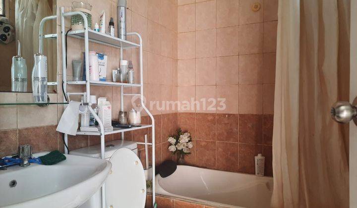 Rumah cantik harga murah 2 lantai siap huni dalam cluster 8