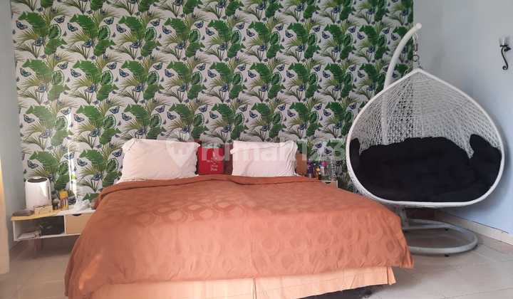 Rumah cantik harga murah 2 lantai siap huni dalam cluster 15