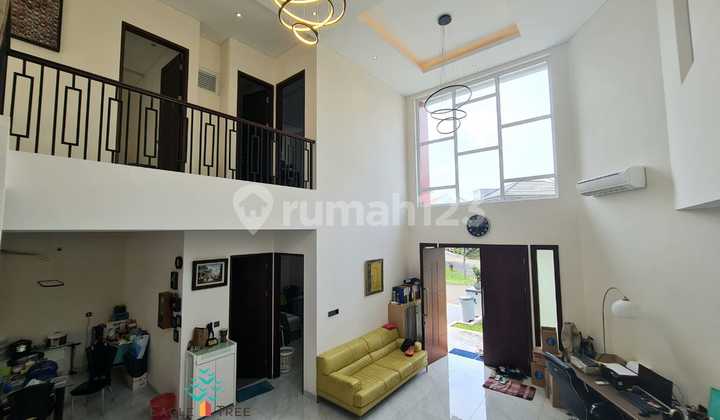 Rumah 2 lantai bagus siap huni  lokasi strategis alam sutera 