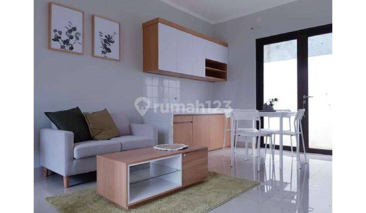 Rumah minimalis modern 2 lantai siap huni di Bintaro  1