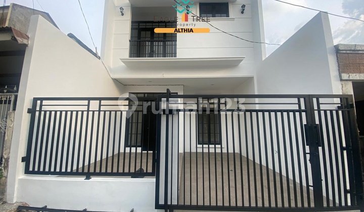 Rumah Bagus 2 Lantai Sisp Huni Shm Di Bsd