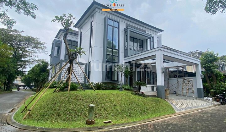 Nice House Ready to Live In Corner Position Scenic Environment Cluster in BSD