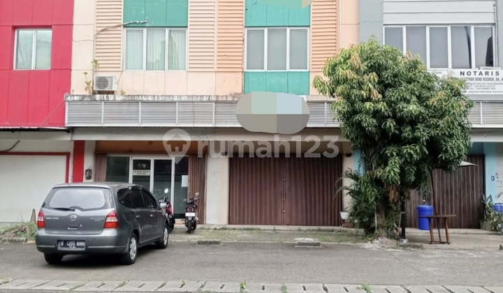 3-Story Shophouse For Sale, Ready to Use for Office Business in BSD
