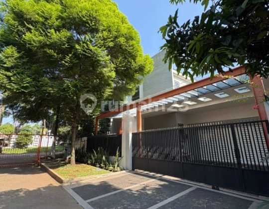 Rumah Dijual Siap Hun8 2 Lantai Asri Lokasi Bebas Banjir di Bsd Rumah Dijual Siap Hun8 2 Lantai Asri Lokasi Bebas Banjir di Bsd