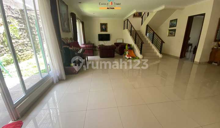 Rumah Bagus Siap Huni Lingkungan Asri Lokasi di Area BSD