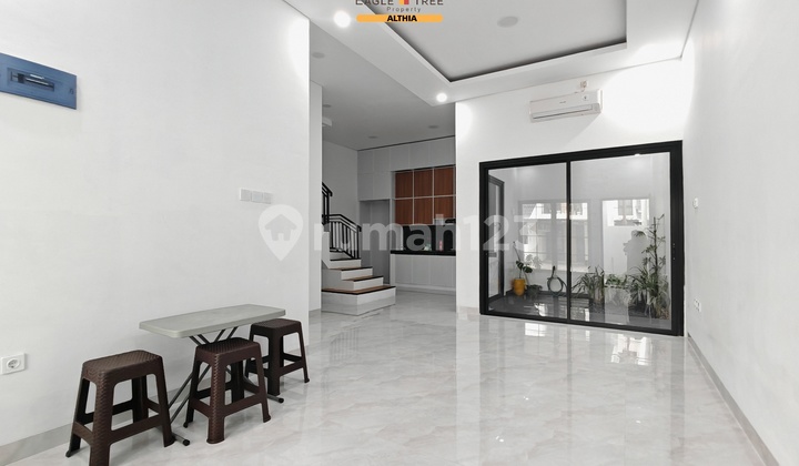 Rumah 2 Lantai di Jual 10 Menit ke Toll Parigi Graha Raya Bintaro 2
