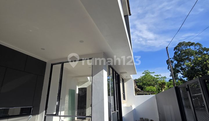 House in Bintaro, For Quick Sale 2 Floors New Building Ready to Live In 2