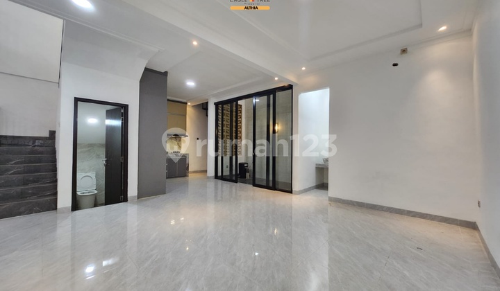 House for Sale in Graha Raya Area, 2-Story House Ready to Occupied Near Toll Road 2