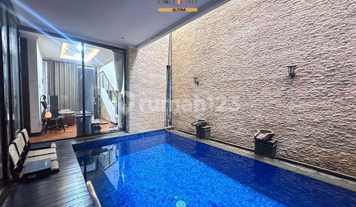 Rumah Bintaro 2 Lantai dengan Kolam Renang