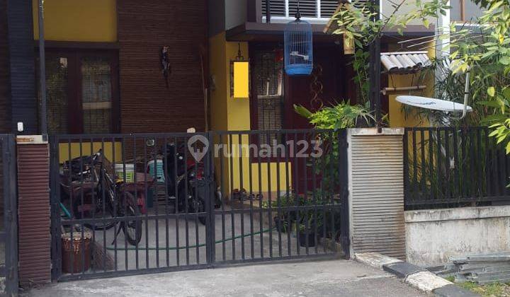 Rumah 2 lantai di Kemang Pratama 5 Bekasi  1