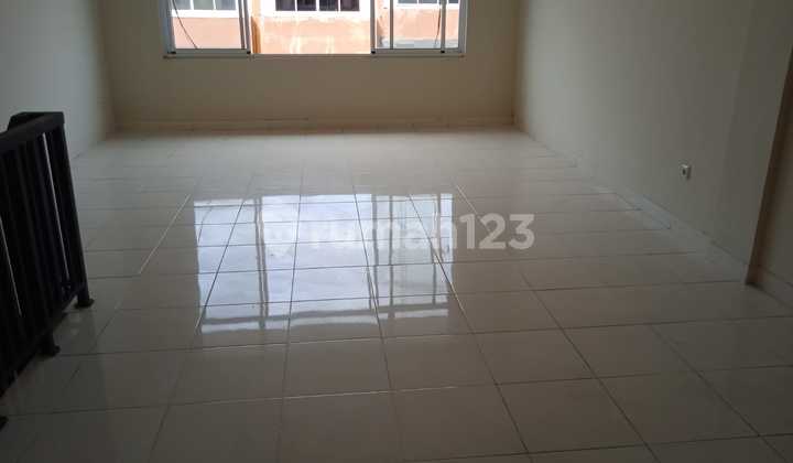 Ruko siap pakai di Cibubur country 2