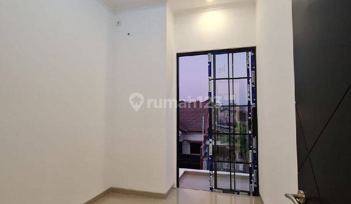 Jual Rumah NEW GRESS di Darmo Permai Timur, Surabaya Barat  2