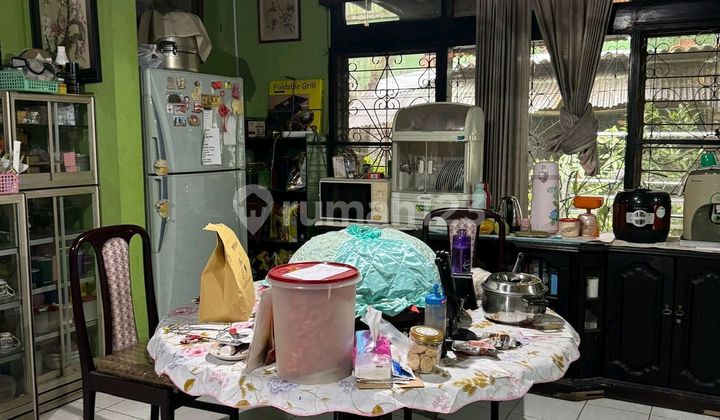 For Sale Old House Land Area 933m² Bogor City