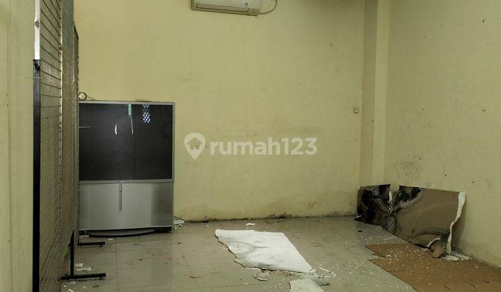 Disewakan Ruko Fantasy Blok Z2 Jakarta Barat 4