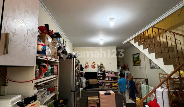 Dijual Rumah Bentuk Ruko Lebar 4 di Jelambar Jakarta Barat 2