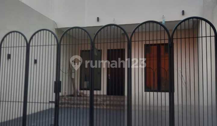 Rumah 2 Lantai Bangunan Baru Lokasi 5 Menit Ke Toll Kebon Jeruk 2