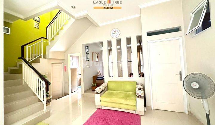 Rumah Townhouse 2 lantai Rapi lokasi Dekat Graha Raya Bintaro 1