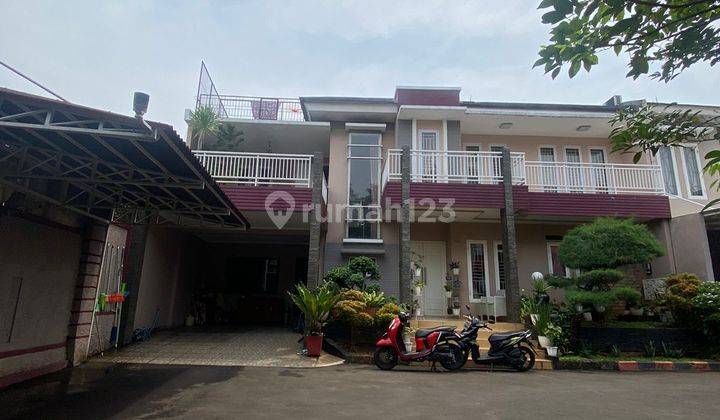 Rumah Dengan Private Pool Lokasi 5 Menit Ke Gerbang Toll Pesanggrahan  1