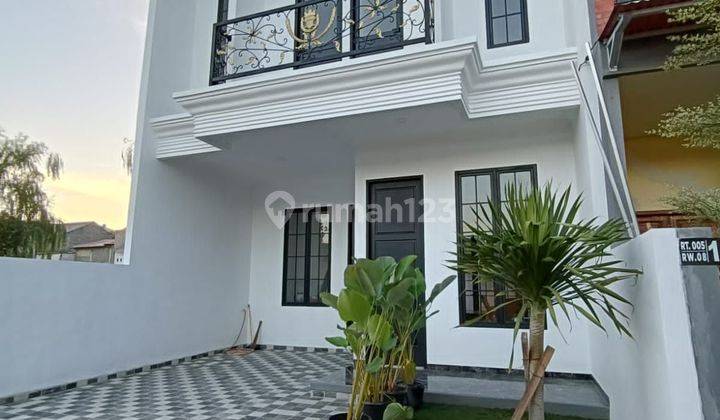 Rumah 2 Lantai Design American Modern Lokasi di Ciledug 1